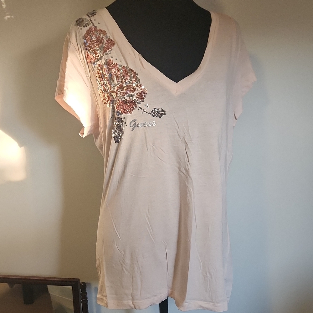 ✨️Guess Sequin Y2K Girlie Pink Tee✨️